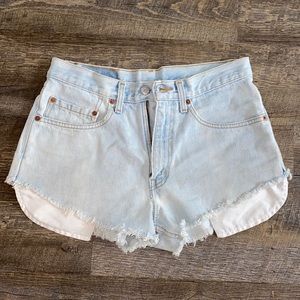 Levi’s 550 Cutoff shorts